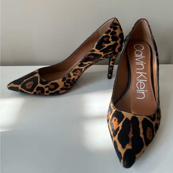 Calvin Klein Shoes - Calvin Klein leopard pumps, size 37.5